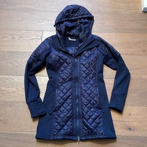 Athleta Rockridge woman’s small navy jacket. Like new. Only worn 2-3x.
